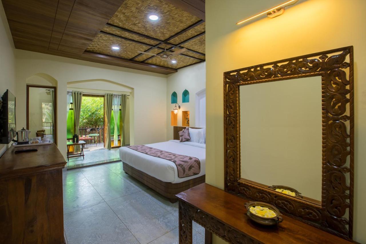 Sterling Padam Pench Hotell Khawāsa Exteriör bild